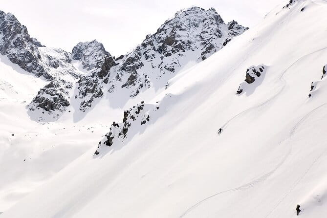 5 Days Shymbulak Backcountry Skiing and Snowboarding - Starting at Medeo and riding up to Talgar Pass