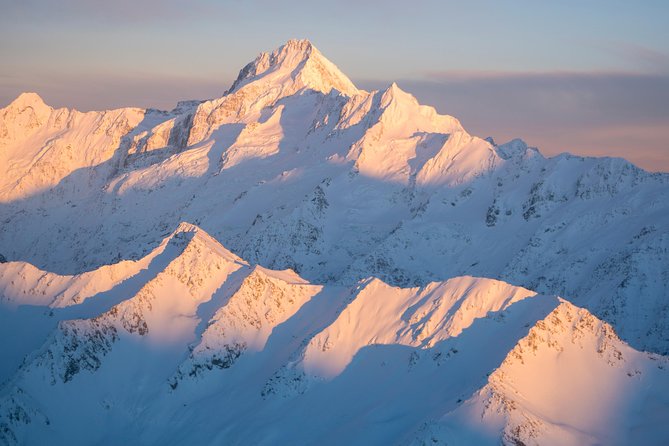 55 minute Grand Circle Ski Plane - Following the Tasman Glacier back to the airport
