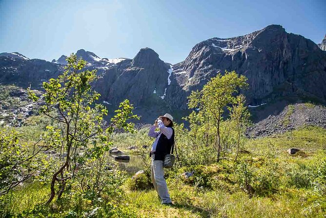 Arctic Landscapes Hiking, Sightseeing & Snowshoeing Private Tour - How the private format affects the experience