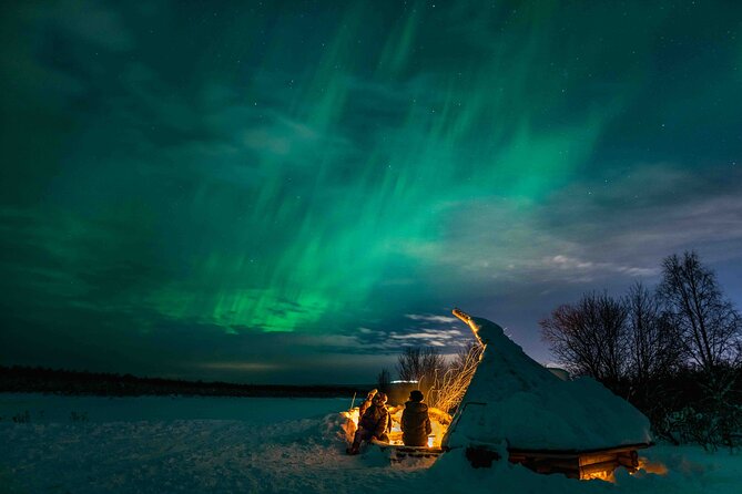 Aurora Borealis Snowshoeing Adventure by Night from Rovaniemi - Why the small group matters