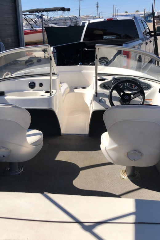 Bayliner Ski Boat - A small boat with room for a real Lake Havasu day