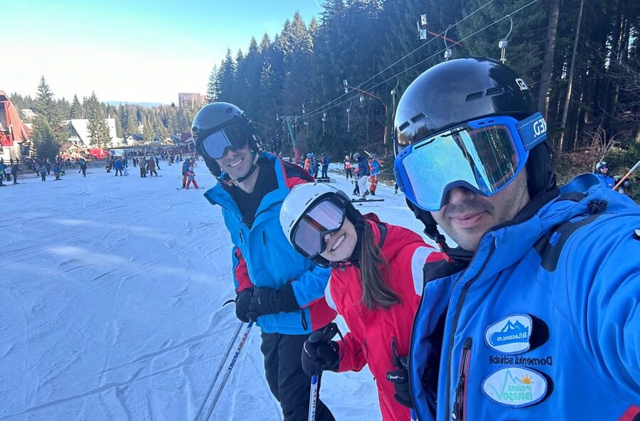 Brasov: Ski Lessons Day Trip For All Ages And Levels - Key points at a glance