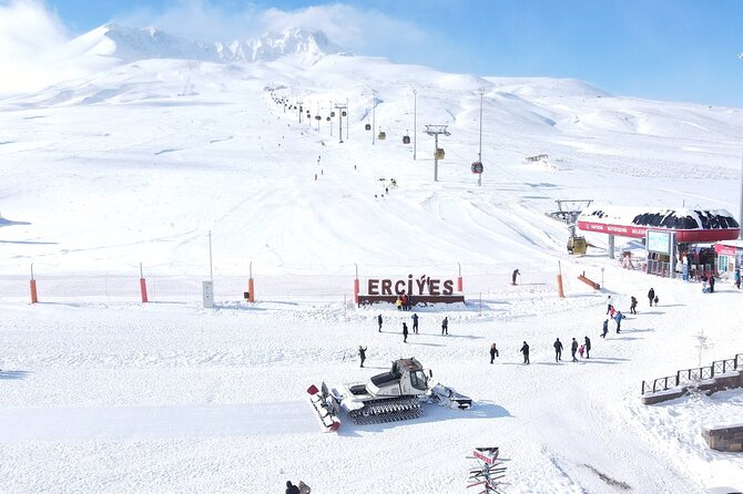Cappadocia: Mount Erciyes Ski and Snowboard Tour - What lunch adds to the day