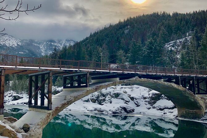 Combo: Scenic Drive & 2hr Snowshoeing Tour in Glacier National Park - Key points at a glance