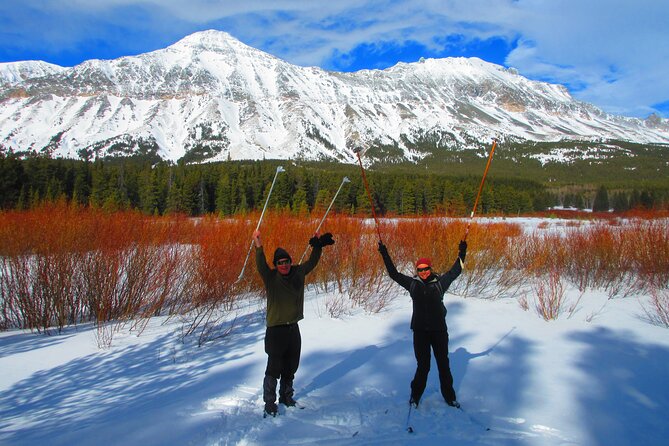 Combo Tour: Driving and Snowshoe Trek of Glacier National Park - Lunch, cocoa, and sensible winter comforts