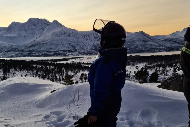 Driving Ski-Doo Snowmobile Adventure 5 Hours Photos included - A four-hour Arctic outing from Tromsø