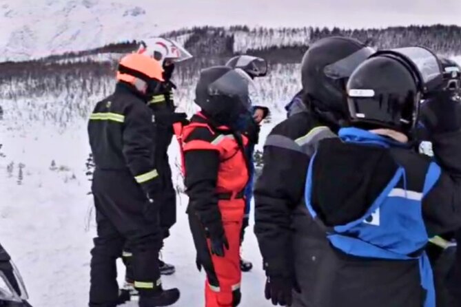 Driving Ski-Doo Snowmobile Adventure 5 Hours Photos included - The price: what are you really paying for?