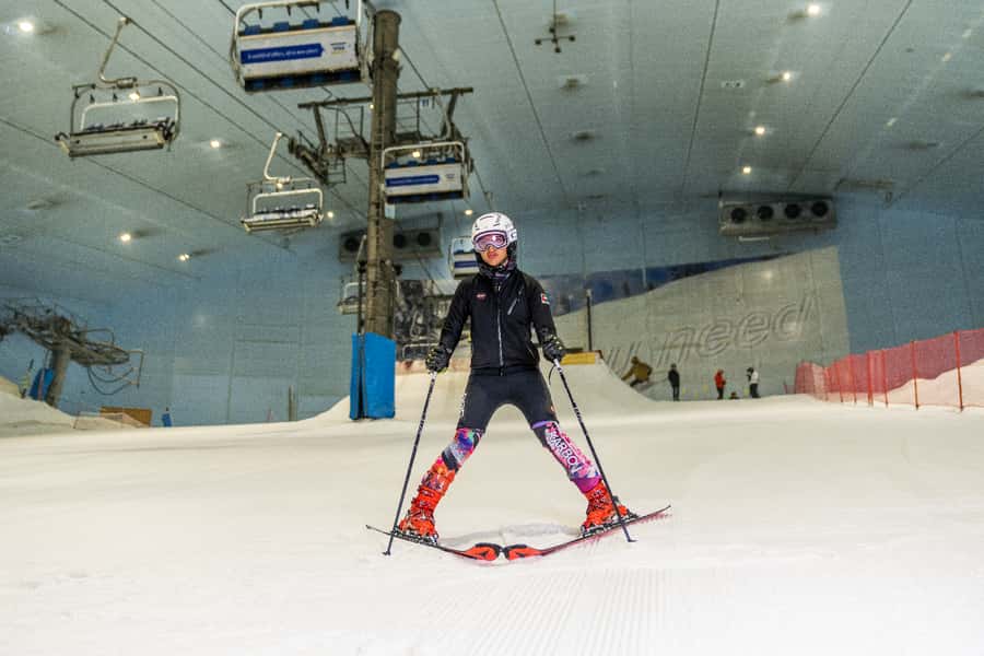 Dubai: 2-Hour or Full-Day Slope Session at Ski Dubai - Five runs, 400 meters, and an indoor black slope