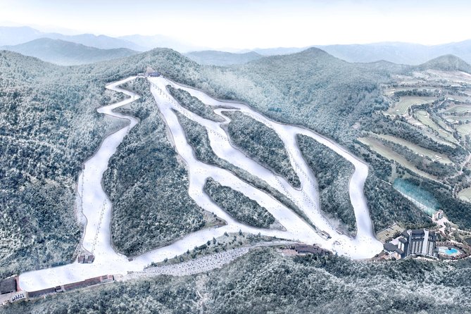 Elysian Gangchon Winter Ski + Eobi Ice Valley Day Tour fr Seoul - What you need to pay for at the resort
