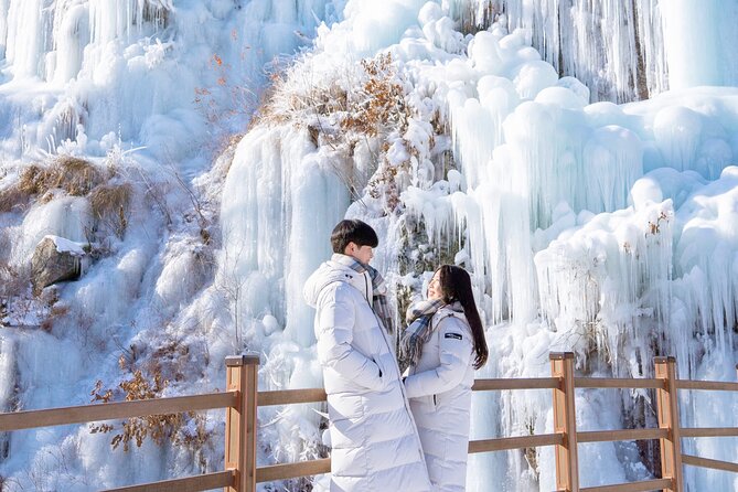 Elysian Gangchon Winter Ski + Eobi Ice Valley Day Tour fr Seoul - Eobi Ice Valley and its winter photo stop