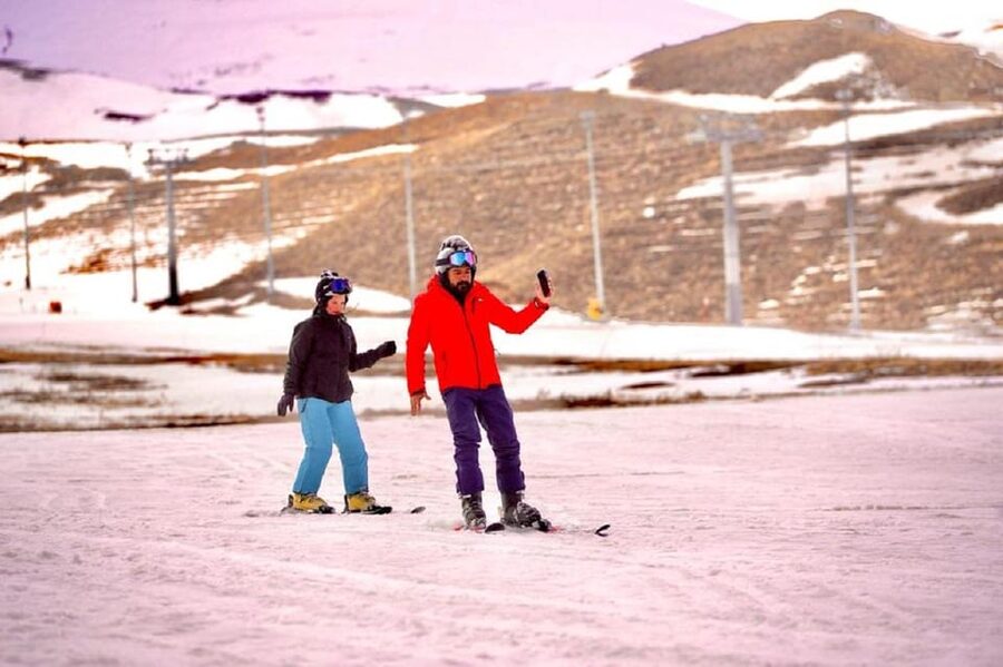 Erciyes Ski Tour with Professional Trainer From Cappadocia - Choosing Skis and Boots at the Rental Shop