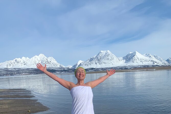 Fjords and Alps Snowshoe Tour in Lyngen Alps - Fitness, comfort, and sensible expectations