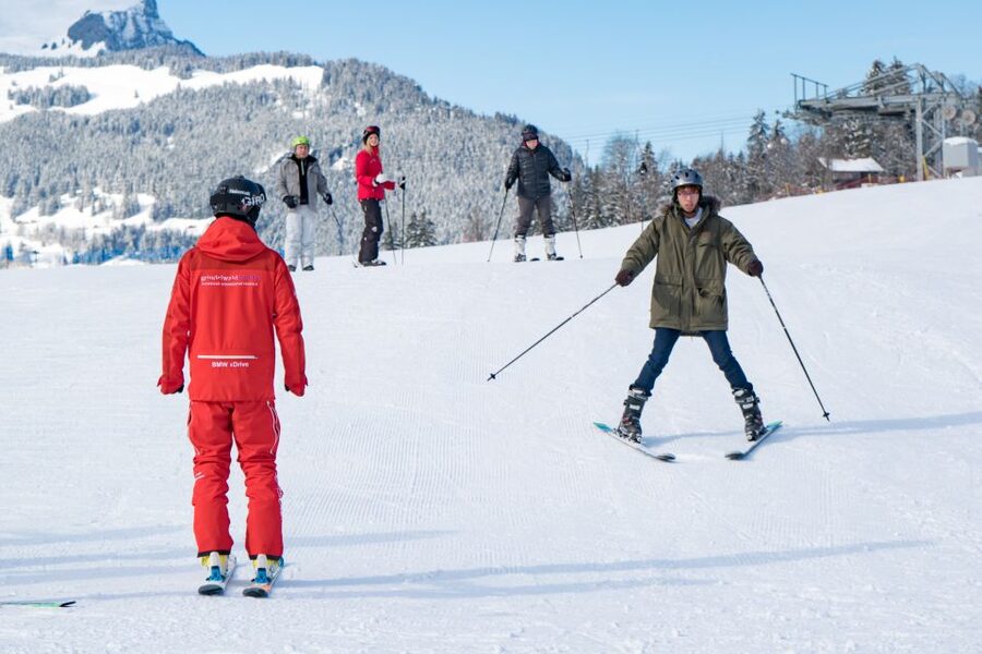 From Interlaken: 8-Hour Skiing in Grindelwald for Beginner's - Booking flexibility and practical limits