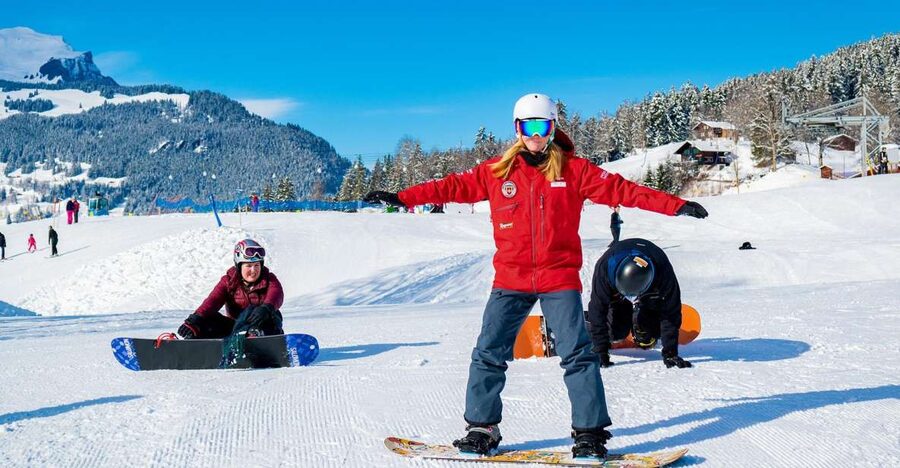 From Interlaken: Afternoon Beginners Snowboarding Lesson - Key points to know before booking