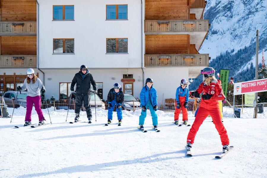 From Interlaken: Afternoon Ski Experience for Beginners - Key points at a glance