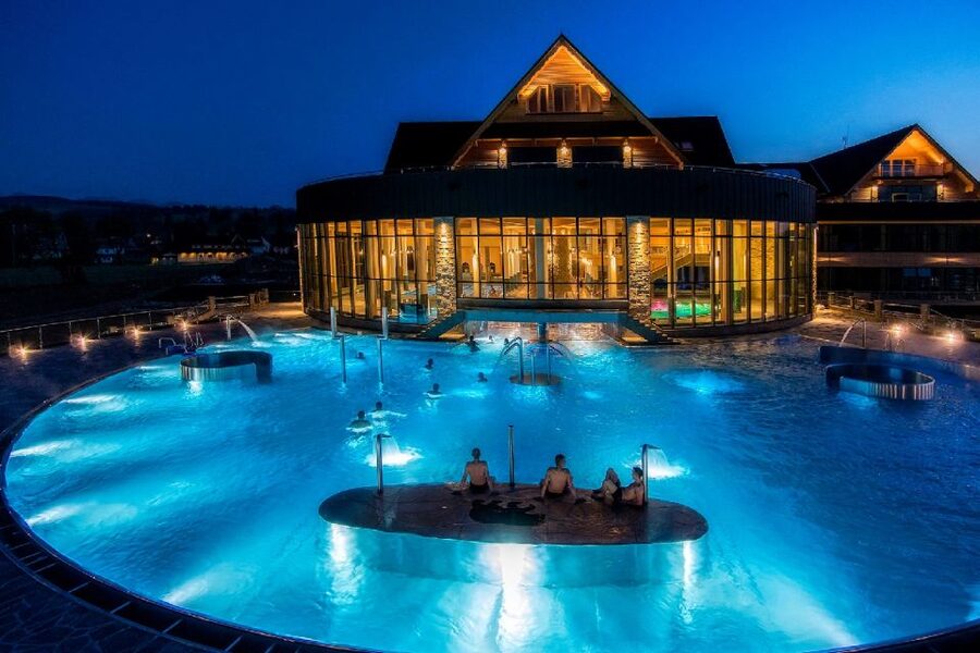From Kraków: Tatra Mountans Ski Trip and Thermal Baths Visit - Who should book this Tatra day trip?