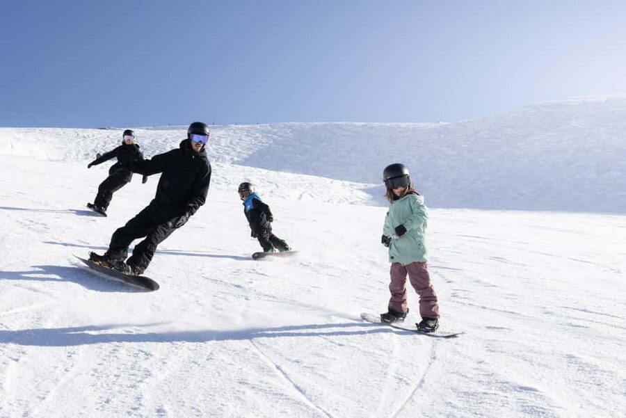 From Queenstown: Cardrona Ski/Snowboard Rentals & Transfer - Who will get the most from this experience