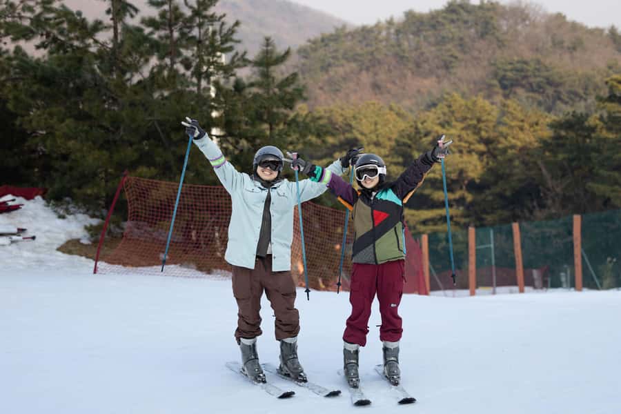 From Seoul: Korea Ski Tour - Jisan Forest Resort - A 120-minute lesson for first-time skiers