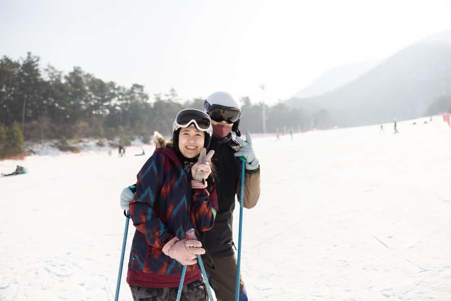 From Seoul: Korea Ski Tour - Jisan Forest Resort - Free time on the slopes after class
