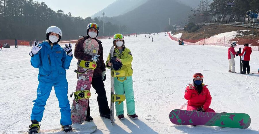 From Seoul: Yongpyong Ski Day Tour with Transportation - The 2.5-hour ride from Seoul