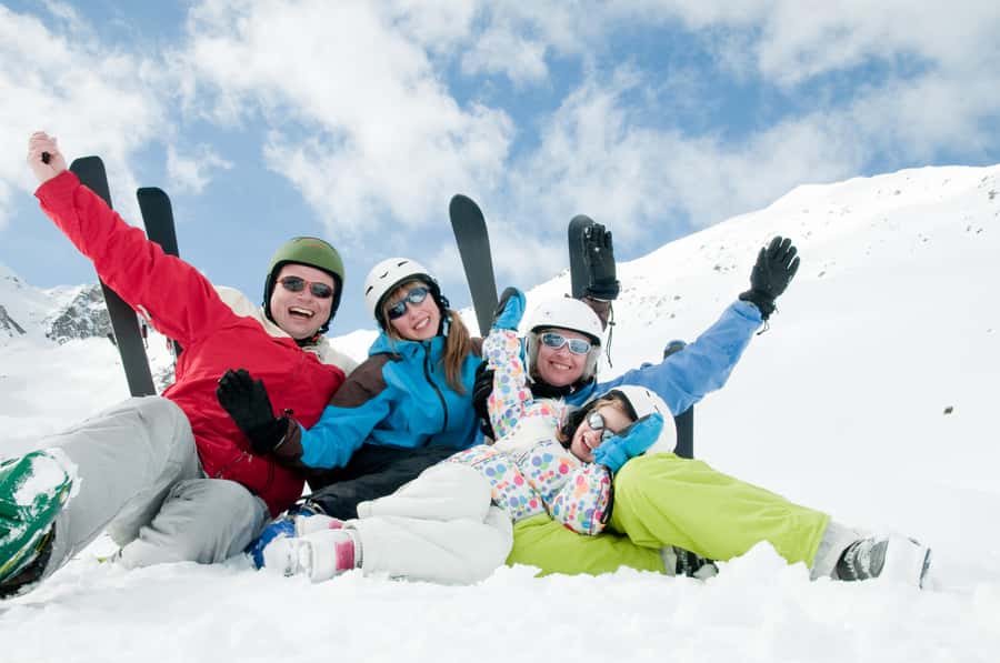 From Sydney 1 Day Perisher Snow Tour - The return journey and dinner stop