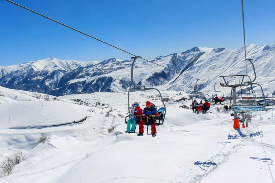 From Tbilisi: Borjomi and Bakuriani Ski resort Day Trip ❄️☃️ - A closer look at the Borjomi-Kharagauli National Park