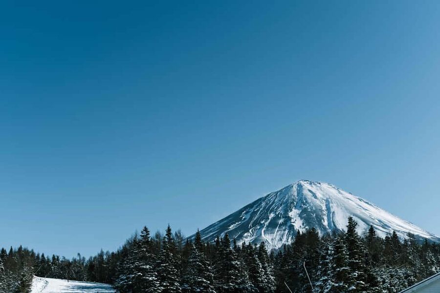 From Tokyo: Fujiyama Snow Resort Yeti Winter Ski Day Tour - A snow day with Mt. Fuji in the background