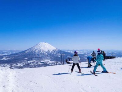 From Tokyo: Fujiyama Snow Resort Yeti Winter Ski Day Tour