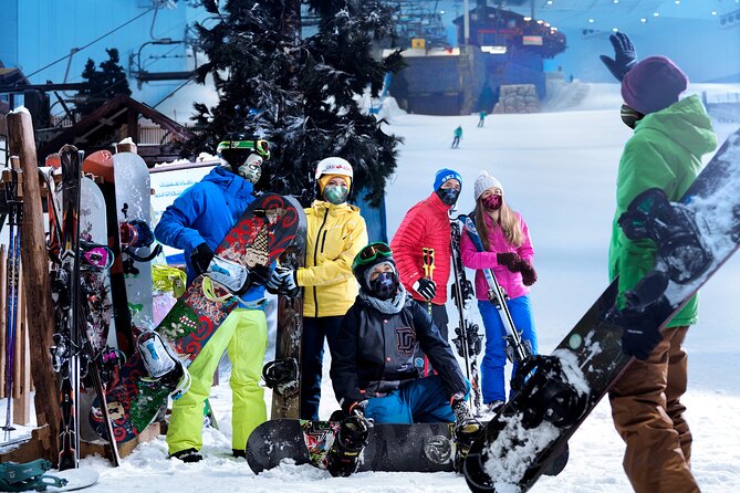 Full-day Snow Ski in Dubai - A full winter day inside a Dubai mall