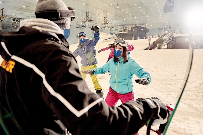 Full-day Snow Ski in Dubai - Getting there at 10:00 am