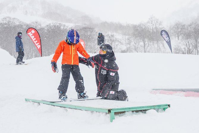 Full Day Snowboard Lesson (6 hours) - What You Work On as a Beginner