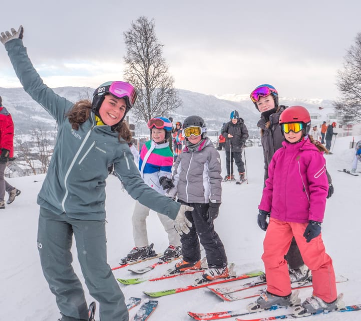Geilo: Ski lesson package with Equipment and Ski Pass - Moving from equipment to the alpine slopes