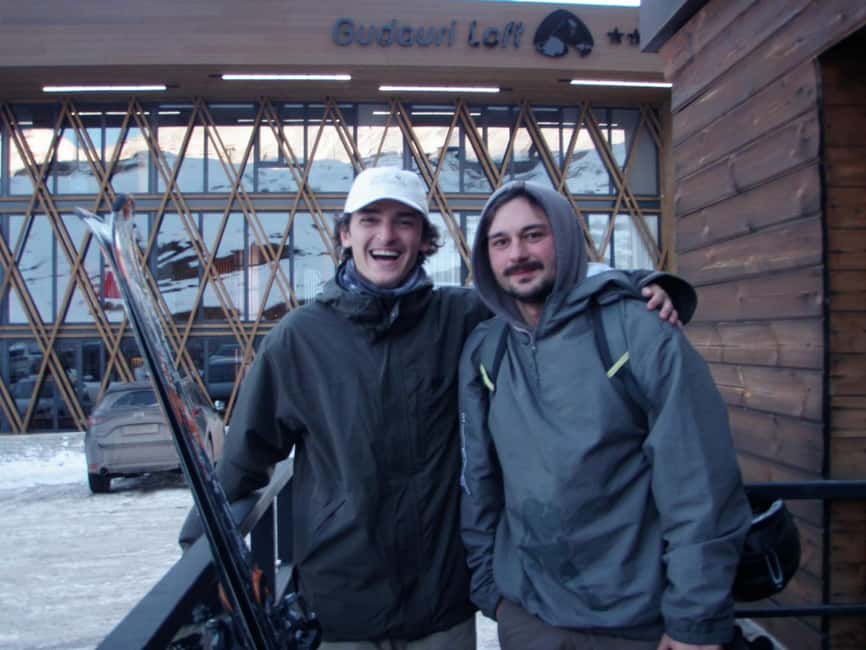 Gudauri: Snowboard/Ski Instructors - Building skill through turns and stops
