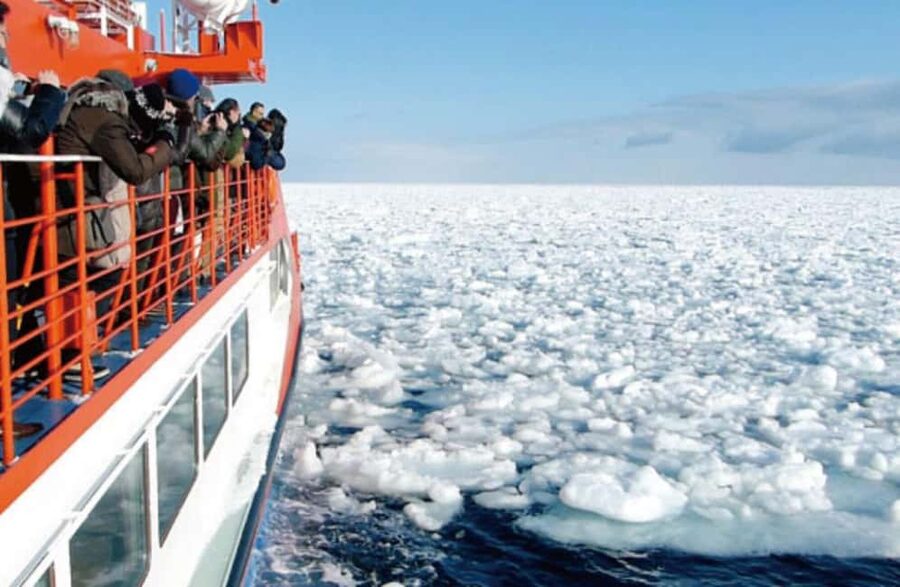 Icebreaker GARINKO GO III Cruise Explore Ice and Snow Tour - Two short mystery stops