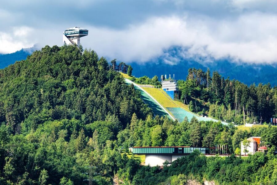 Innsbruck Bergisel Ski Jump Private Tour with Tickets - Walking through Olympic history at Bergisel
