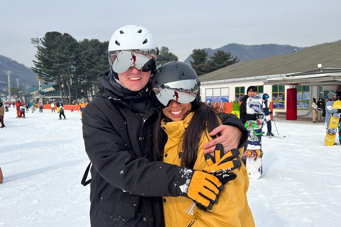 Jisan Ski Resort from Seoul by Shuttle(Opt Winter Skiing Package) - The Cheongha Plus Stop on the Way Back