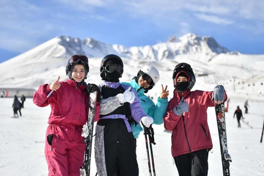Kayseri: Erciyes Ski Tour with Equipment & Optional Trainer - The ride from Cappadocia to the snow