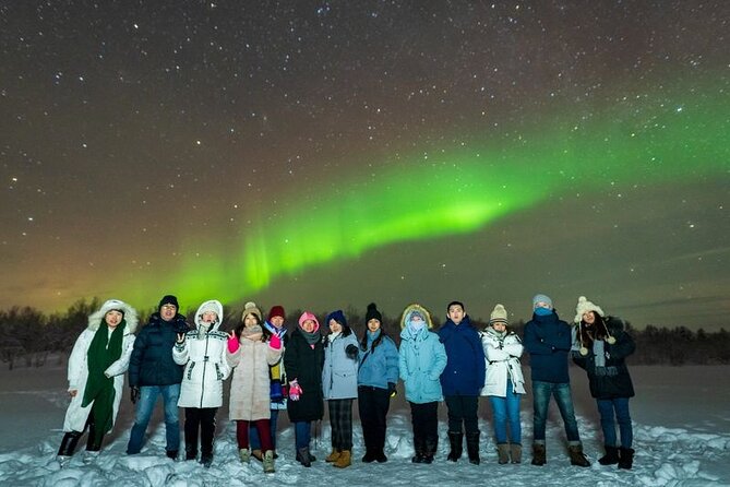 Levi: Aurora Borealis Tour and Stargazing Experience - Cold, Clothing, and Group Size