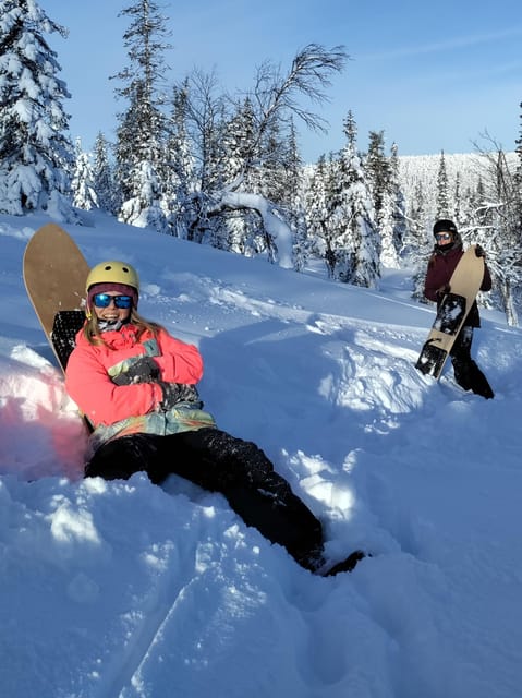 Levi: Snowsurfing Adventure with Snowshoe Hike - A clear lesson before the first run