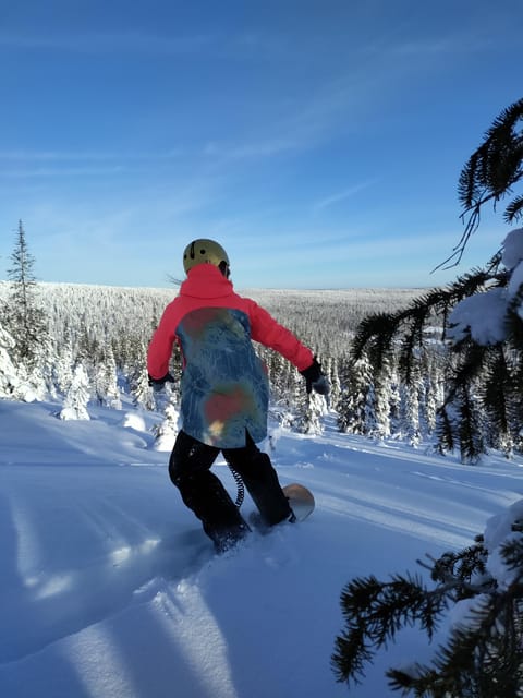 Levi: Snowsurfing Adventure with Snowshoe Hike - The snowshoe climb takes real effort