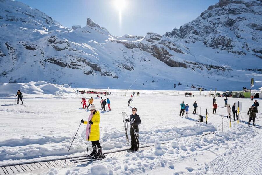 Lucerne: Titlis Beginner Ski Day Snow Experience - The Lucerne departure and ride to Engelberg