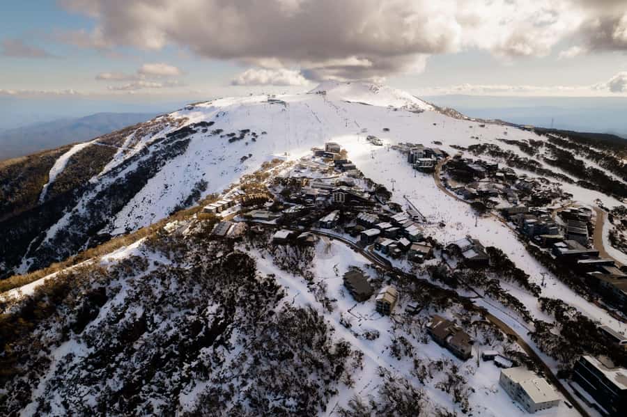 Melbourne: Mt Buller Snow Tour-Save on Hire & True 5 Hrs Fun - The driver makes a real difference