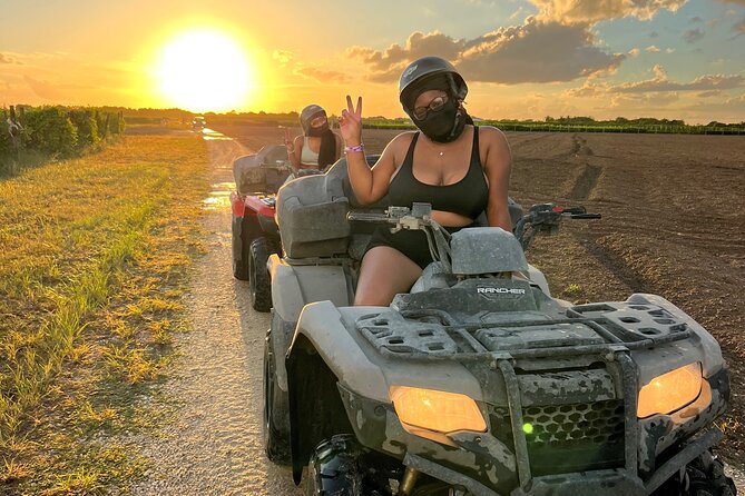 MIAMI ATV Night/day Ride with LED Lights NO HIDDEN FEE - Getting set up on a fully automatic Honda ATV