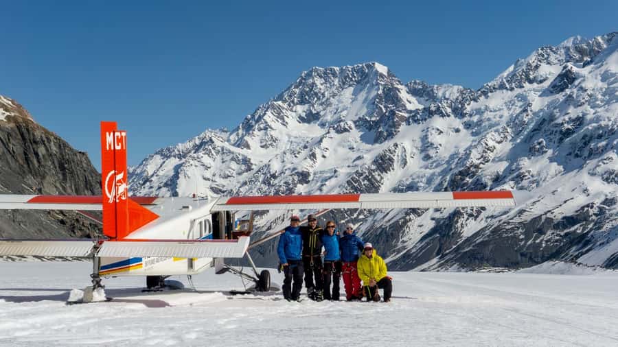 Mount Cook: Ski Plane and Helicopter Glacier Combo Flight - Should you book the ski plane and helicopter combo?
