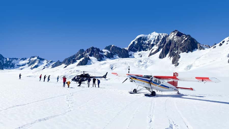 Mount Cook: Ski Plane and Helicopter Glacier Combo Flight - The Tasman Glacier landing is the heart of the trip