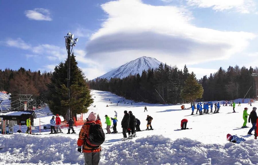 Mt. Fuji Skiing Experience- YETI Ski Resort & Onsen Day Trip - What the $90 day trip really gives you