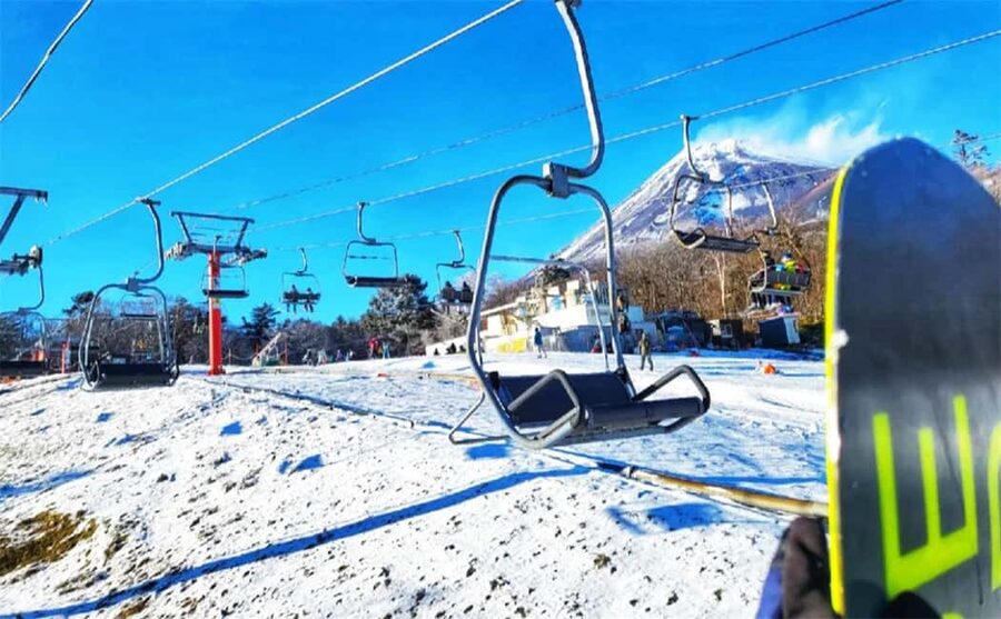 Mt. Fuji Skiing Experience- YETI Ski Resort & Onsen Day Trip - Should you book the YETI and onsen day trip?