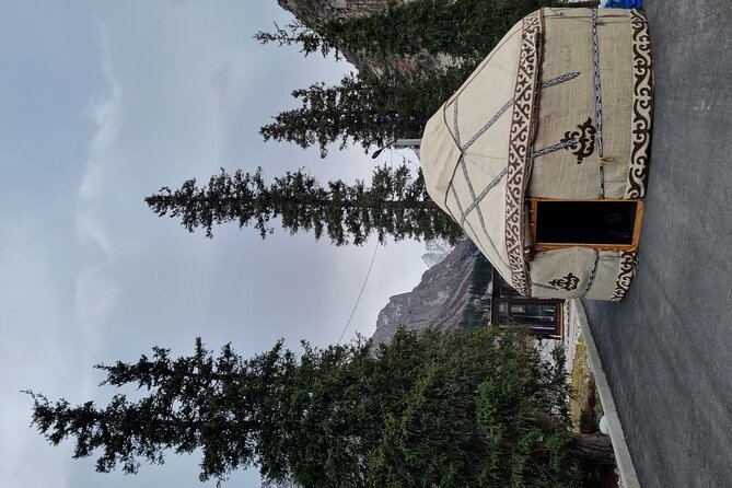 National park Ala-Archa & Chunkurchak ski base resort - A guide who keeps the day easy to manage