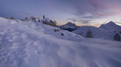 One day hike with snowshoes to discover Dolomites