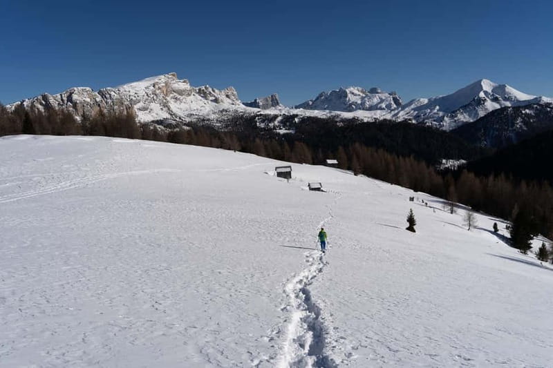 One day hike with snowshoes to discover Dolomites - What is included, and what you must bring